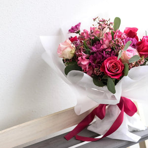 Signature bouquet (bespoke) - Kesed creates