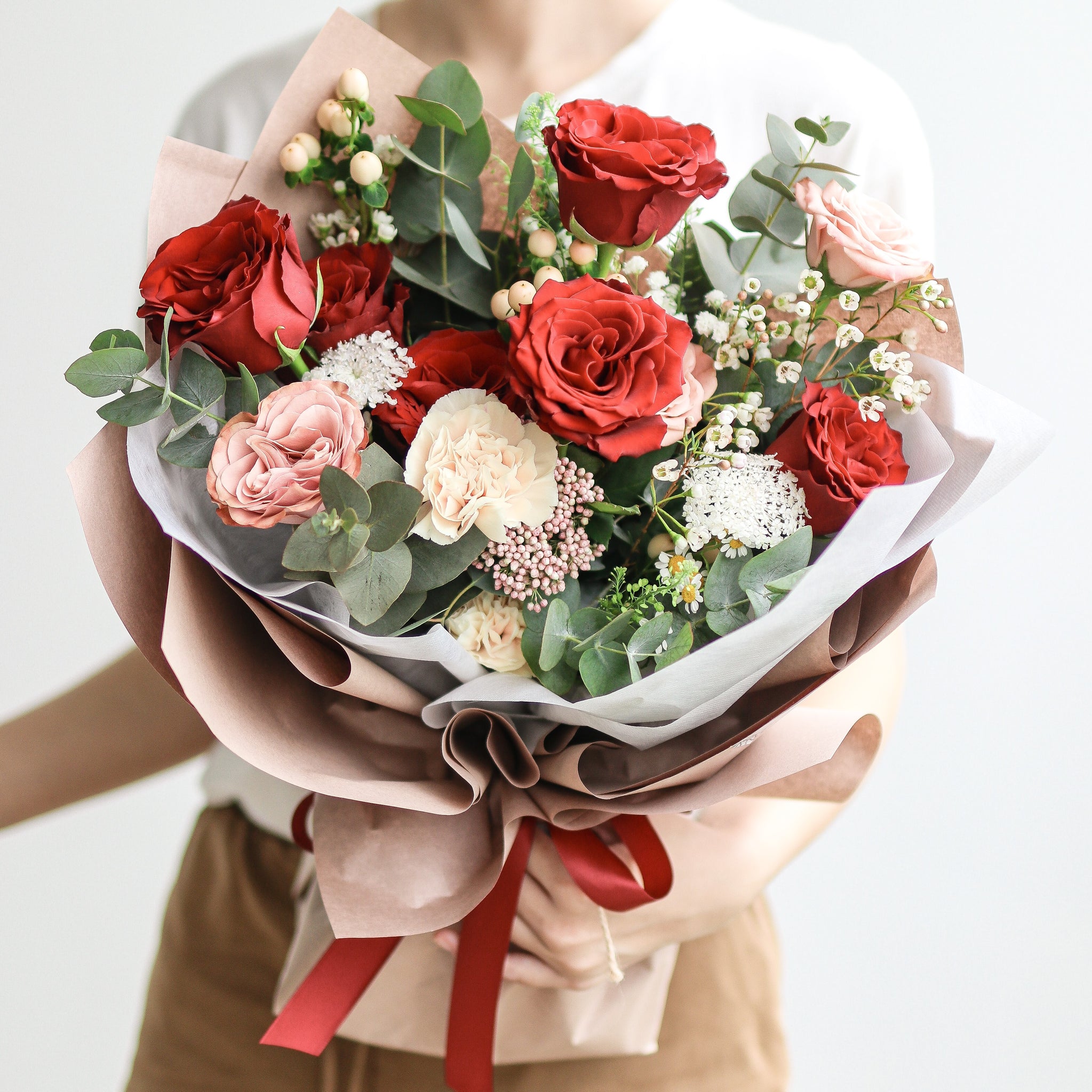 Signature bouquet (bespoke) - Kesed creates